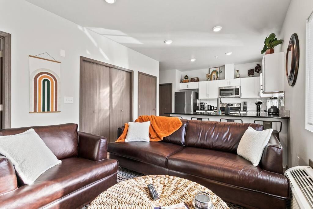Апартаменты Brand New 2 Bed 2 Bath Near Perry District And Dt Спокан Экстерьер фото